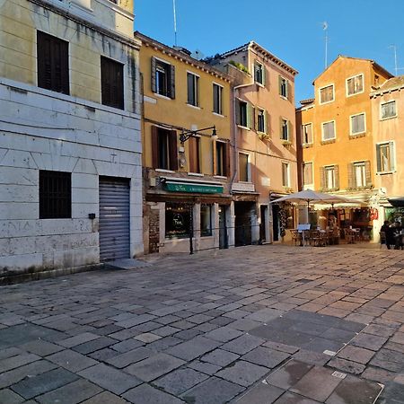 Veneziacentopercento La Forcola Apartment, Next To Rialto Bridge Экстерьер фото