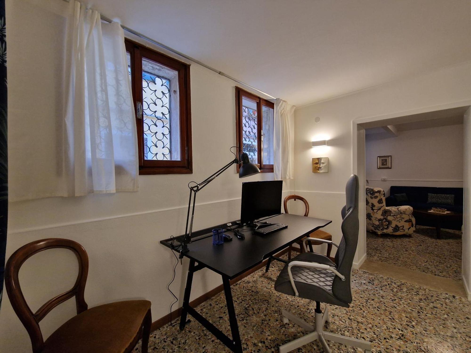 Veneziacentopercento La Forcola Apartment, Next To Rialto Bridge Экстерьер фото