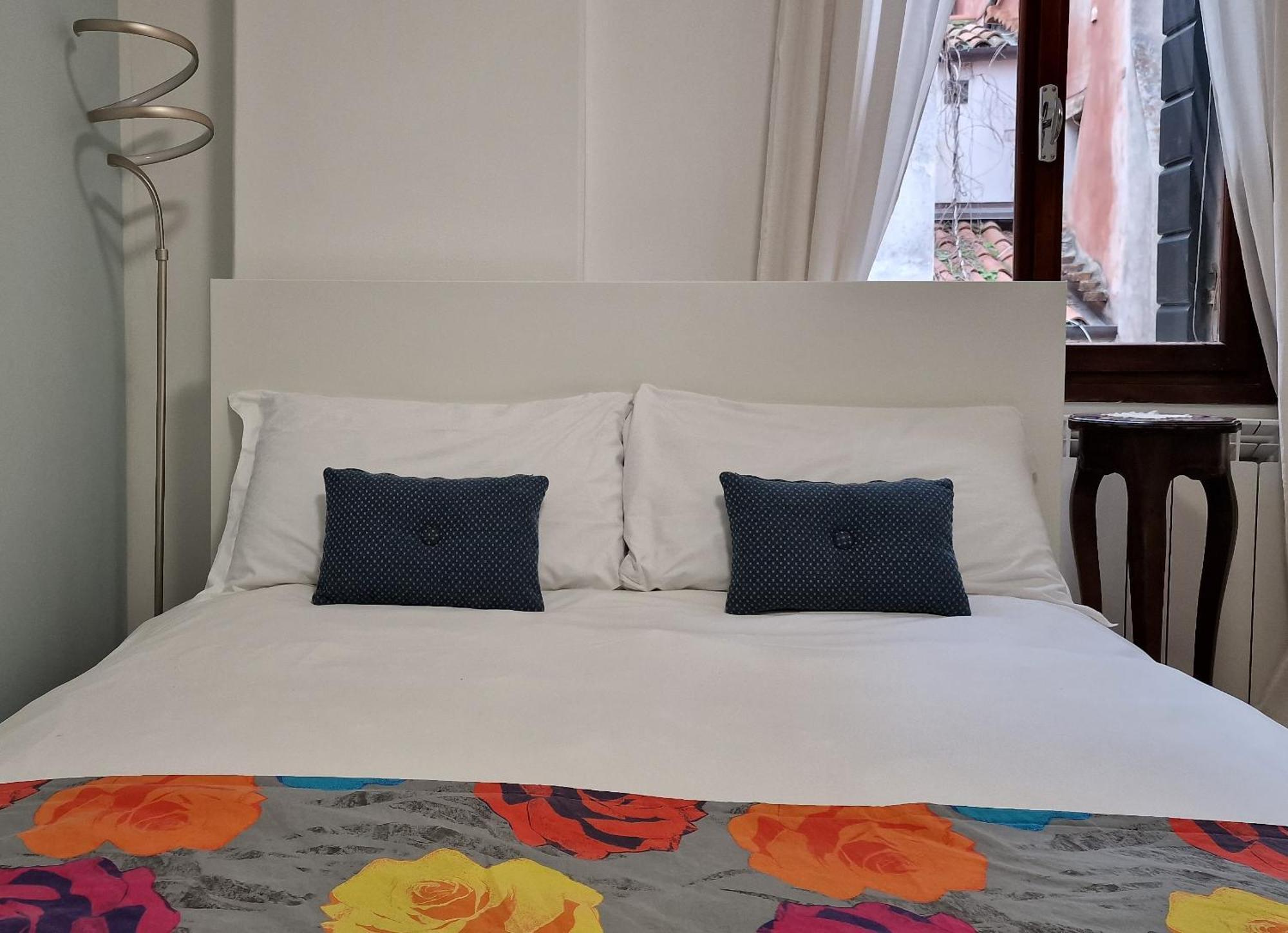 Veneziacentopercento La Forcola Apartment, Next To Rialto Bridge Экстерьер фото