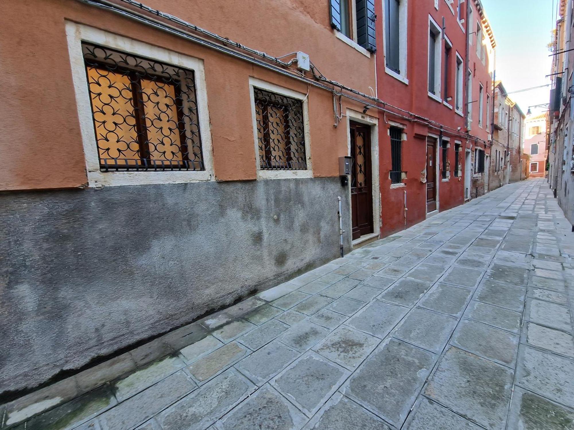 Veneziacentopercento La Forcola Apartment, Next To Rialto Bridge Экстерьер фото